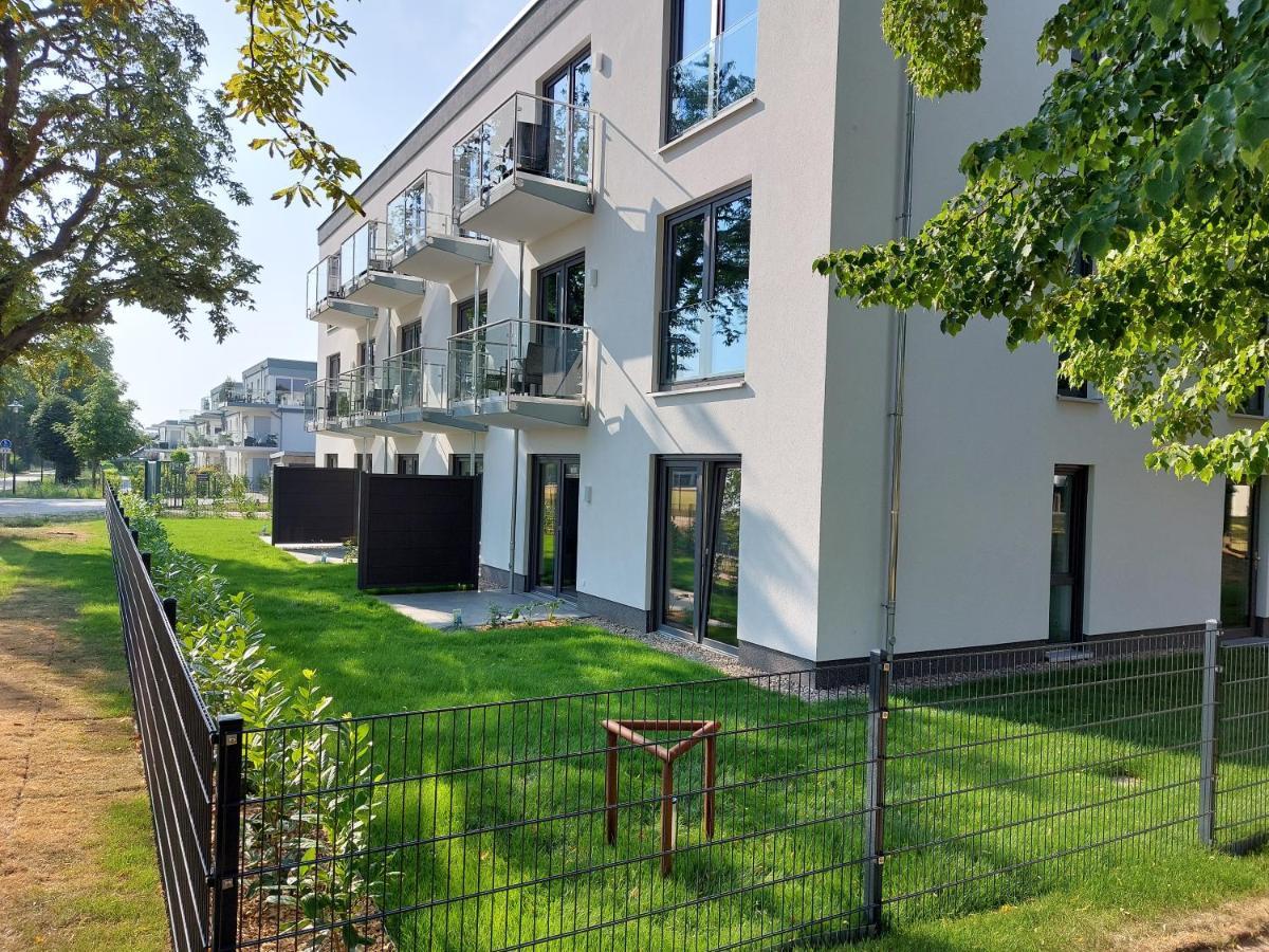 Sporthotel Neuruppin - Apartmenthaus Mit Ferienwohnungen Exteriör bild